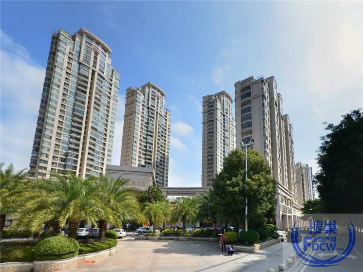 [出售]南益湖景花园※南益豪华装修,房东出国急售.
